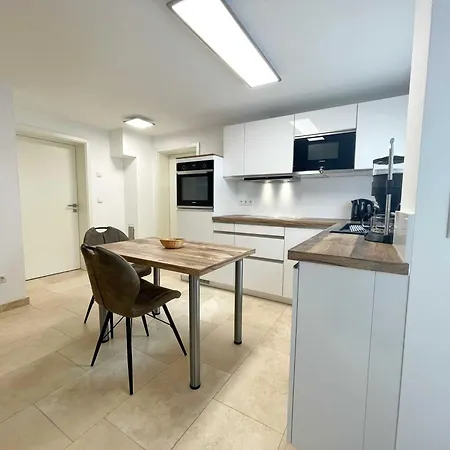 Feriendomizile Zum Strandkorb Lägenhet Binz